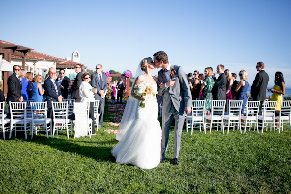 colorful-coastal-destination-wedding