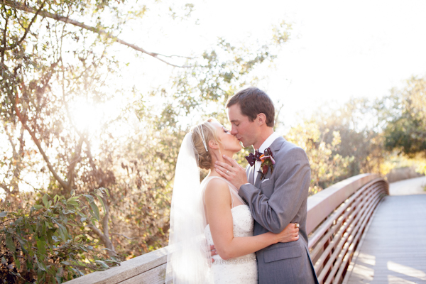 colorful-coastal-destination-wedding