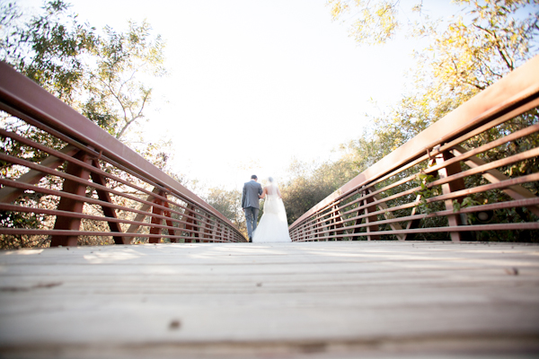colorful-coastal-destination-wedding
