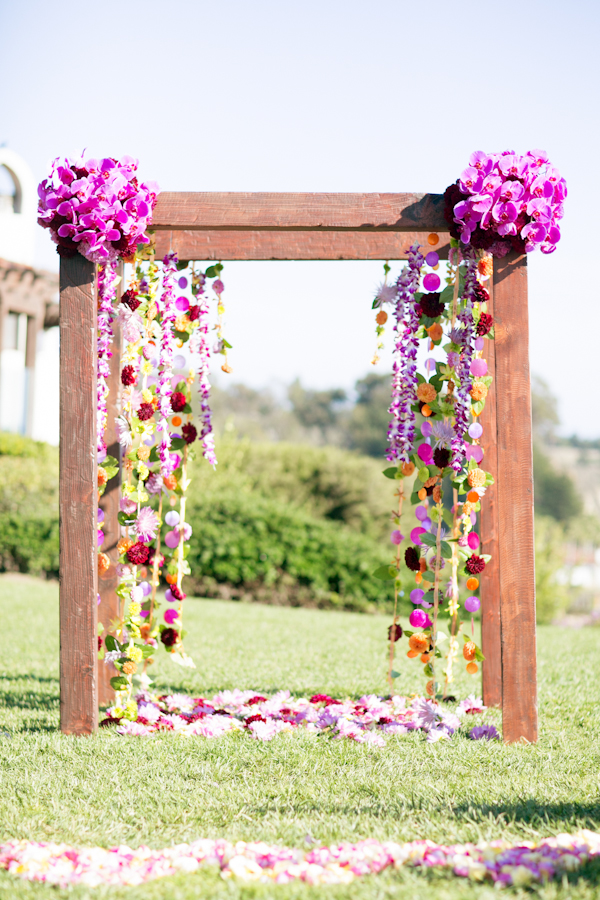 colorful-coastal-destination-wedding