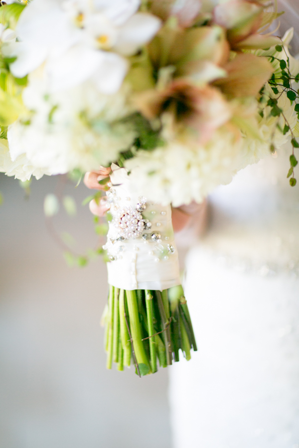 colorful-coastal-destination-wedding