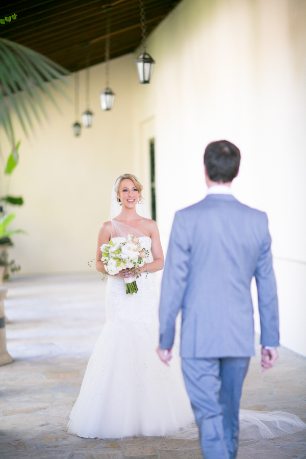 colorful-coastal-destination-wedding