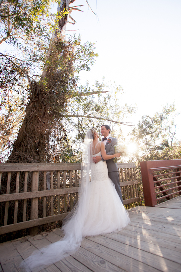 colorful-coastal-destination-wedding