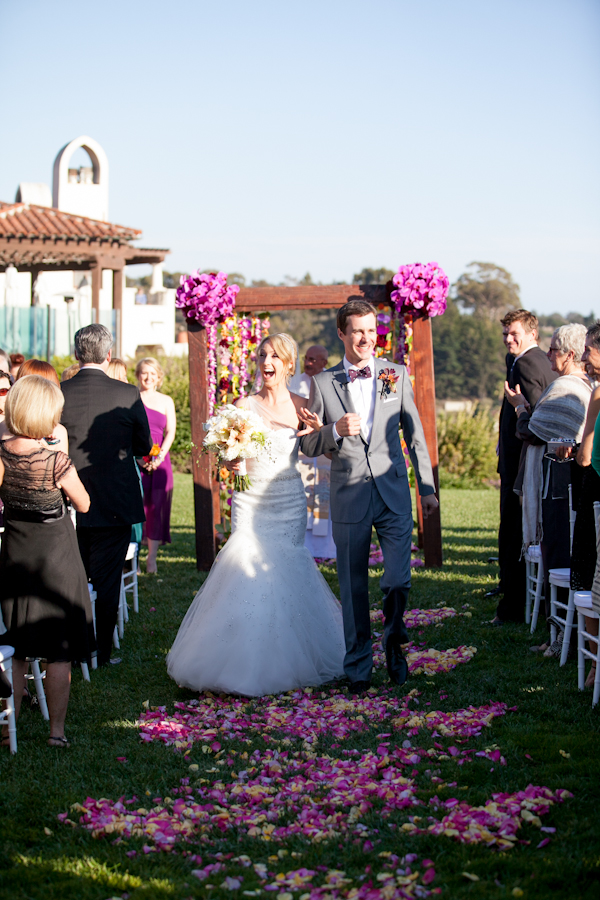 colorful-coastal-destination-wedding