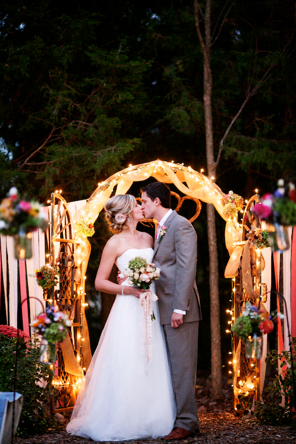 colorful-diy-backyard-wedding