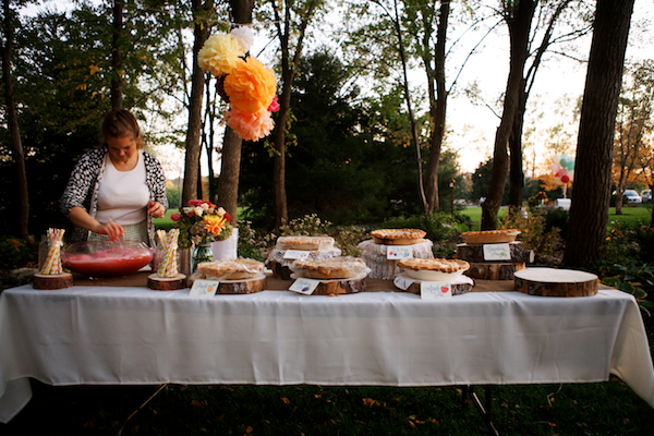 colorful-diy-backyard-wedding
