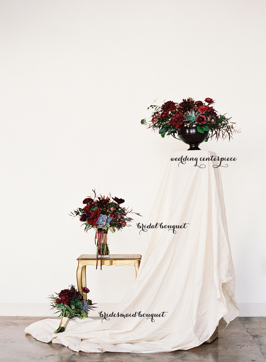 red wedding floral arrangements