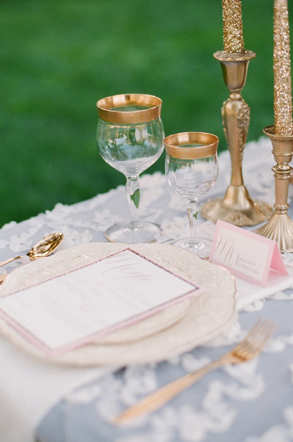 elegant-pink-and-gold-wedding-ideas