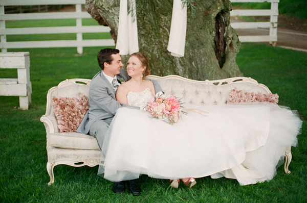 elegant-pink-and-gold-wedding-ideas