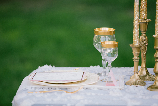 elegant-pink-and-gold-wedding-ideas