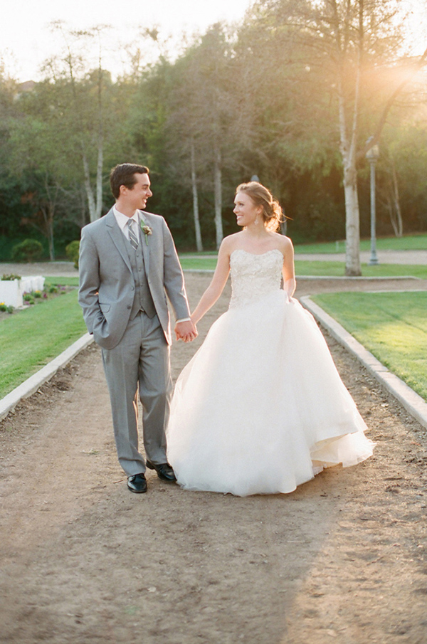 elegant-pink-and-gold-wedding-ideas