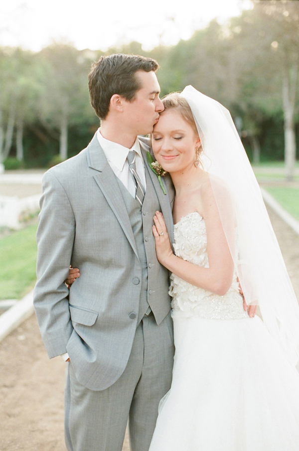 elegant-pink-and-gold-wedding-ideas