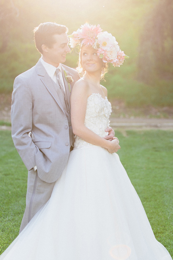elegant-pink-and-gold-wedding-ideas