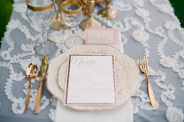 elegant-pink-and-gold-wedding-ideas