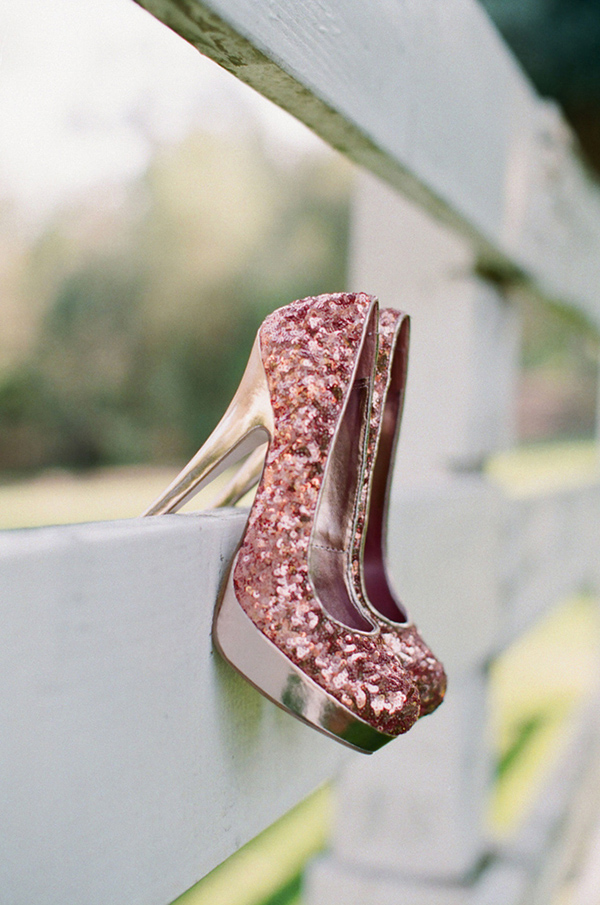 elegant-pink-and-gold-wedding-ideas