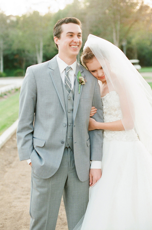 elegant-pink-and-gold-wedding-ideas