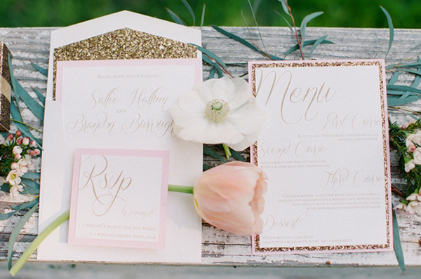 elegant-pink-and-gold-wedding-ideas