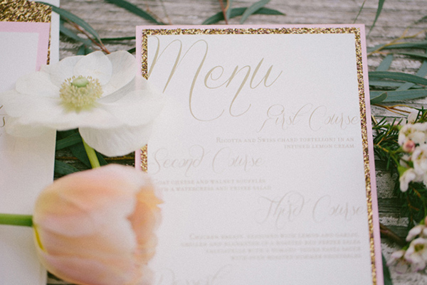 elegant-pink-and-gold-wedding-ideas