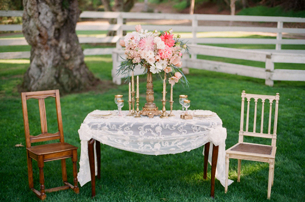 elegant-pink-and-gold-wedding-ideas