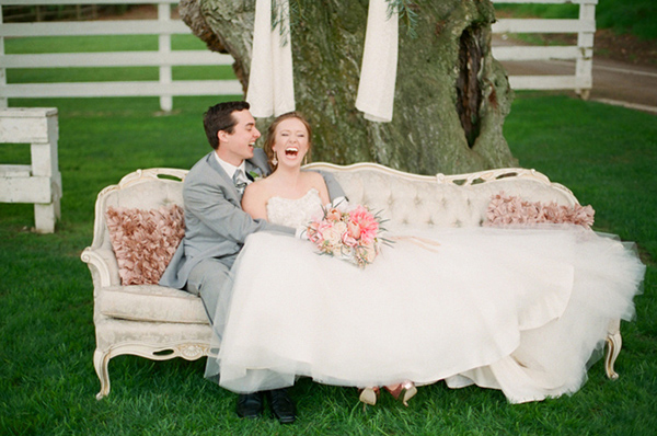 elegant-pink-and-gold-wedding-ideas