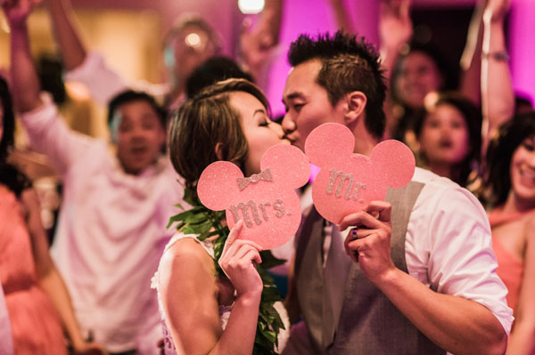 fairytale-disneyland-wedding