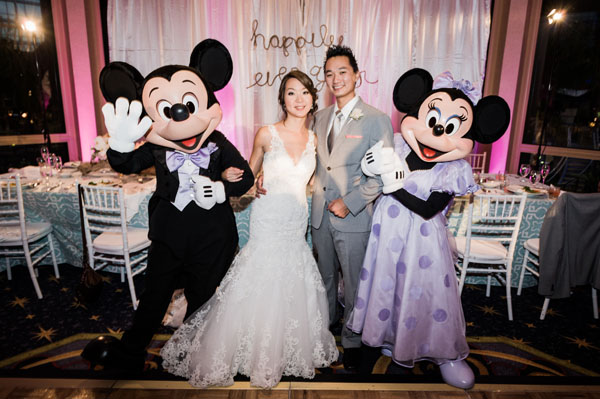 fairytale-disneyland-wedding