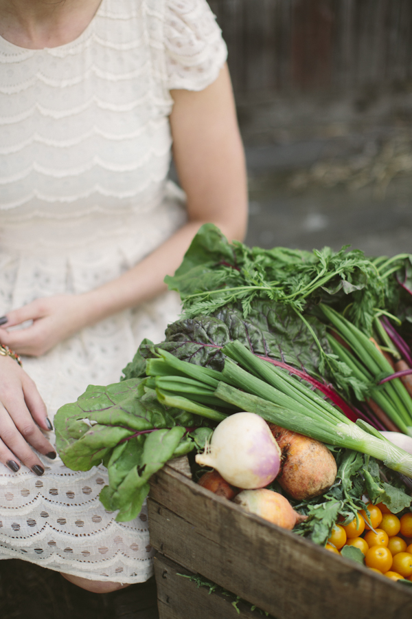 farm-wedding-inspiration-at-moon