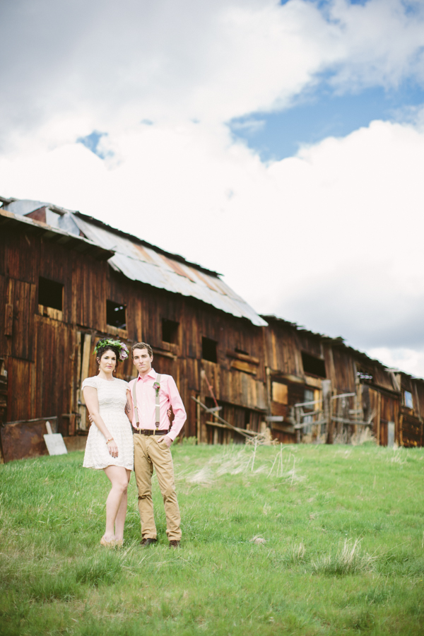 farm-wedding-inspiration-at-moon