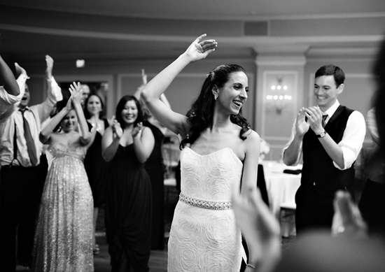 024-bride-dancing-wedding-reception-photo