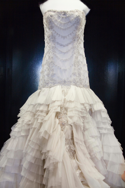 posh-wedding-filled-with-bright-colors