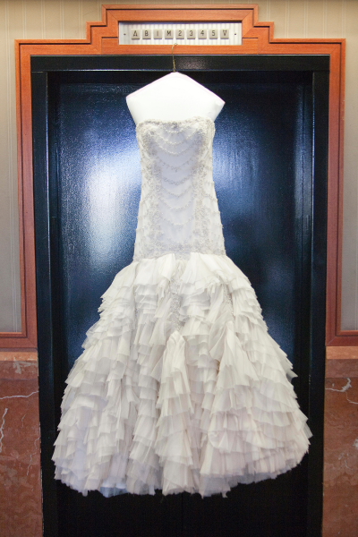 posh-wedding-filled-with-bright-colors