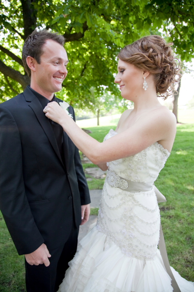 posh-wedding-filled-with-bright-colors