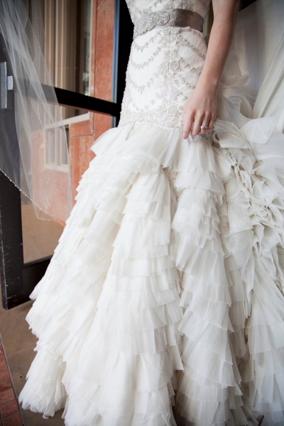 posh-wedding-filled-with-bright-colors