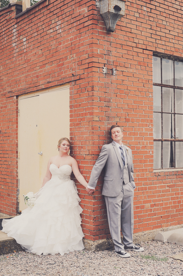 romantic-wedding-at-hickory-street-annex