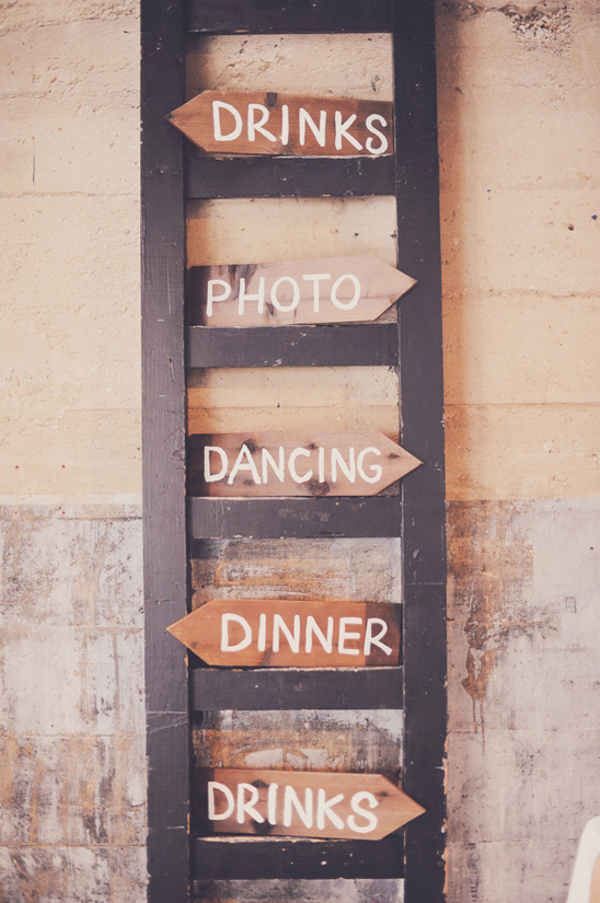 Rustic wedding direction sign with Drinks Photo Dancing