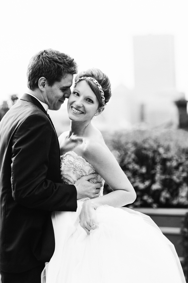 romantic-winter-rooftop-wedding-ideas