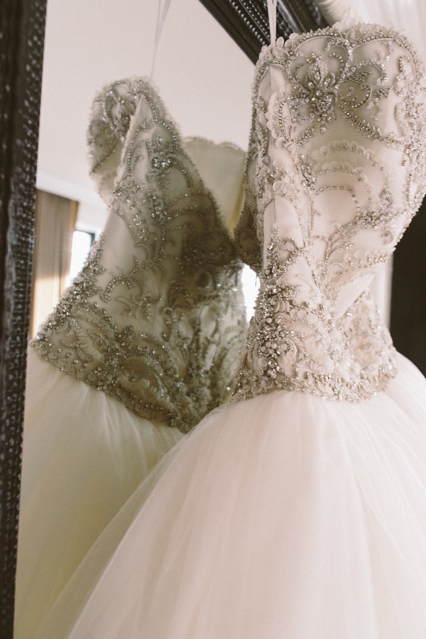 romantic-winter-rooftop-wedding-ideas