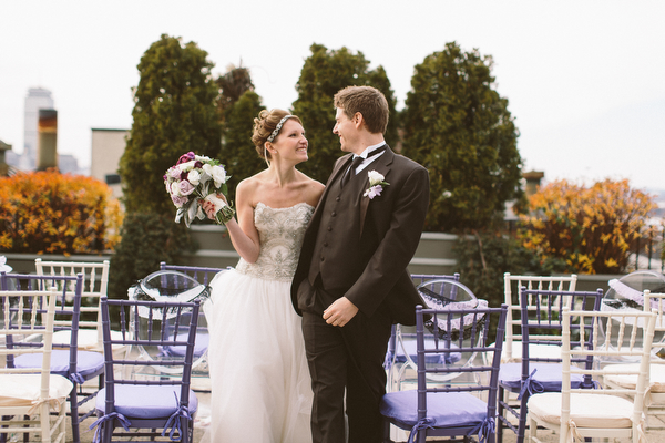 romantic-winter-rooftop-wedding-ideas