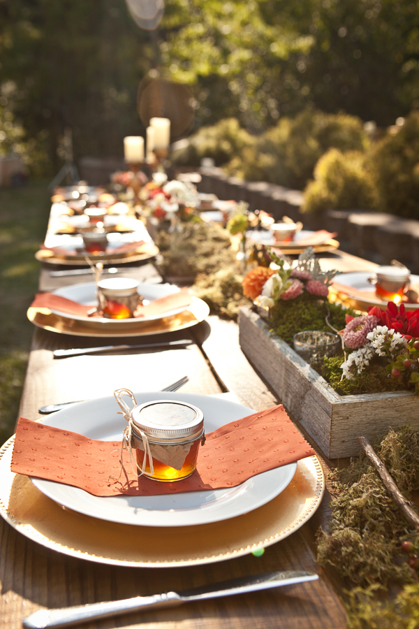 rustic-backyard-wedding-full-of