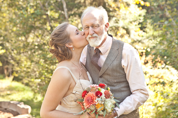 rustic-backyard-wedding-full-of
