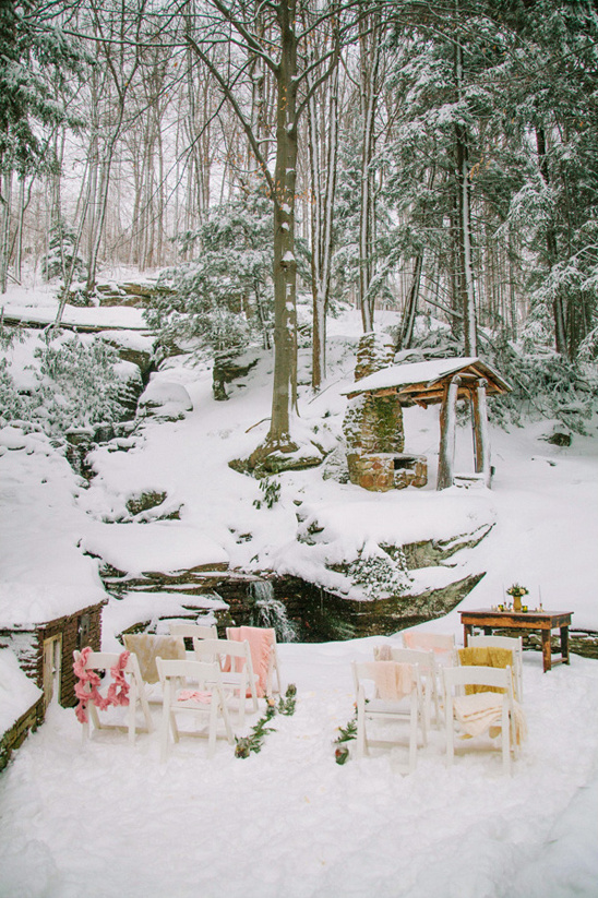 winter wedding ceremony at Seven Springs Mountain Resort