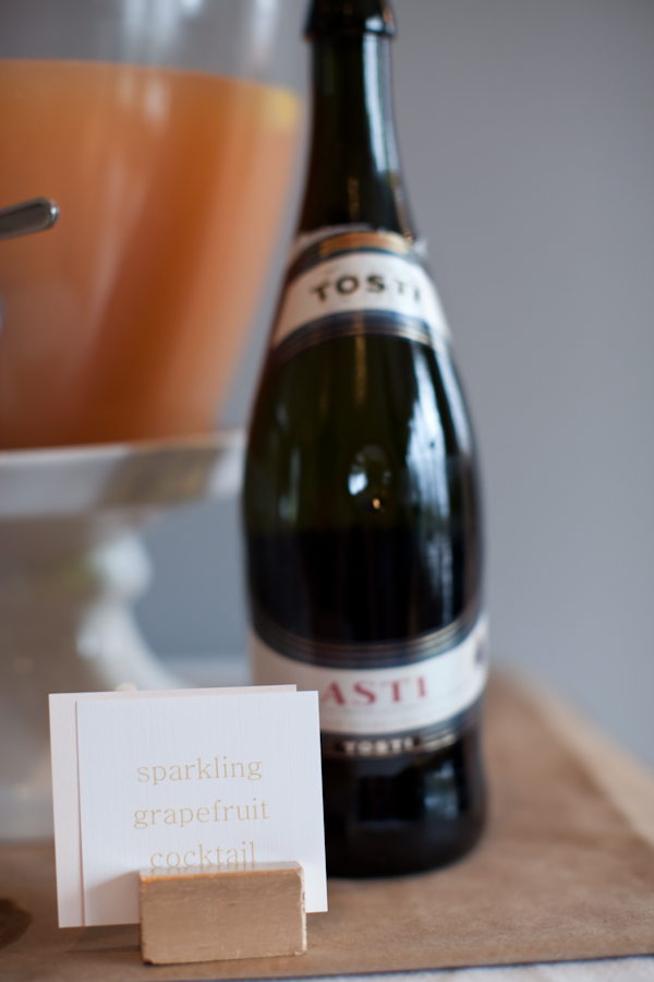 a-gold-bridal-shower-brunch