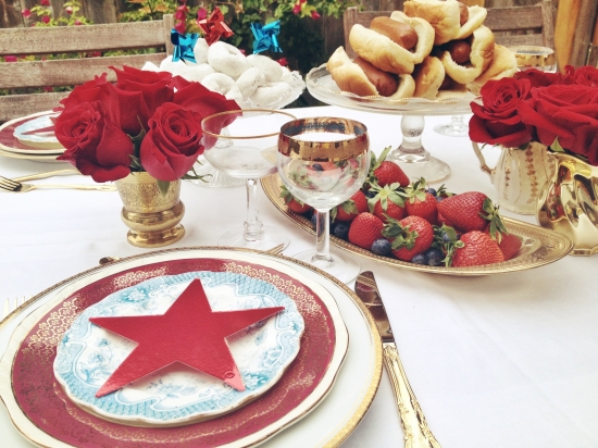 A Last-Minute 4th of July Table