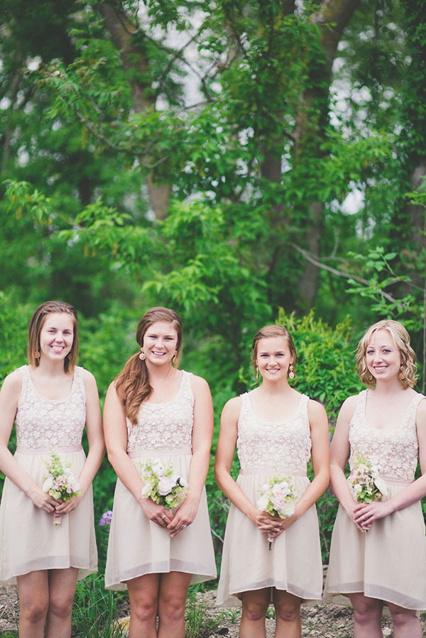 artsy-vintage-wedding-at-the-old-bag