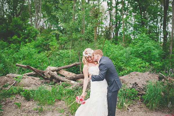 artsy-vintage-wedding-at-the-old-bag
