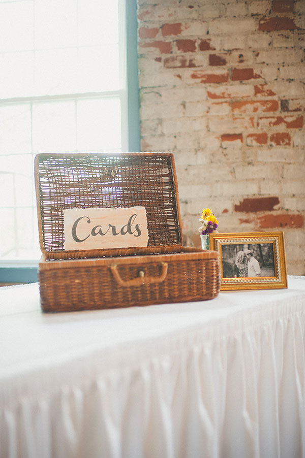 artsy-vintage-wedding-at-the-old-bag