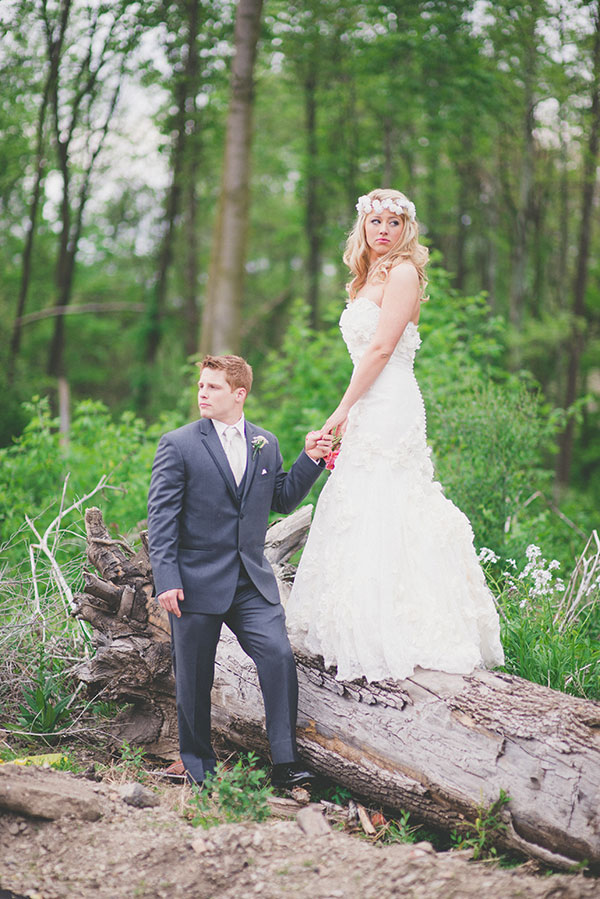 artsy-vintage-wedding-at-the-old-bag