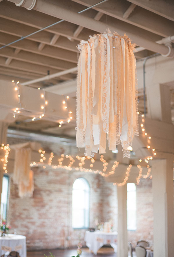 artsy-vintage-wedding-at-the-old-bag
