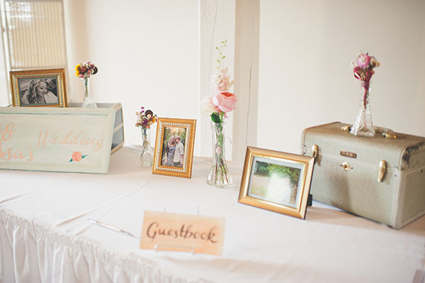 artsy-vintage-wedding-at-the-old-bag