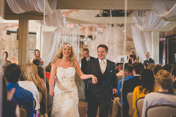 artsy-vintage-wedding-at-the-old-bag